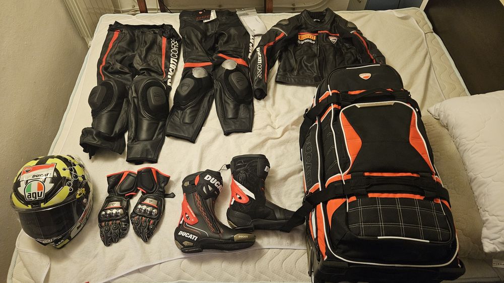 Екипировка Dainese Ducati AGV Pista