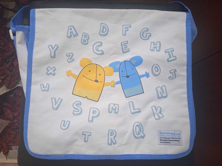 Голяма ежедневна детска чанта made in GERMANY