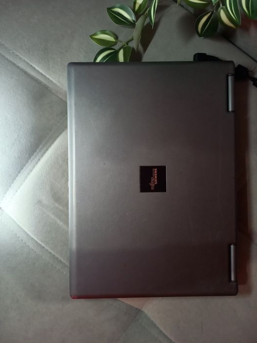 Ноутбук ND fujitsu