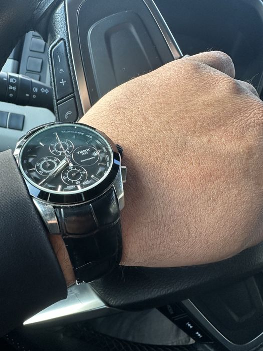 Продам часы TISSOT