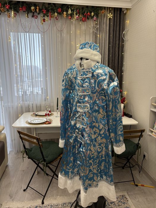 Аренда костюма Деда Мороза и Снегурочки