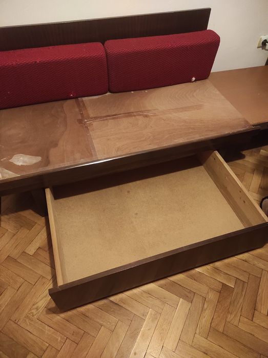 Разтегателен диван и модулна секция от 7 части