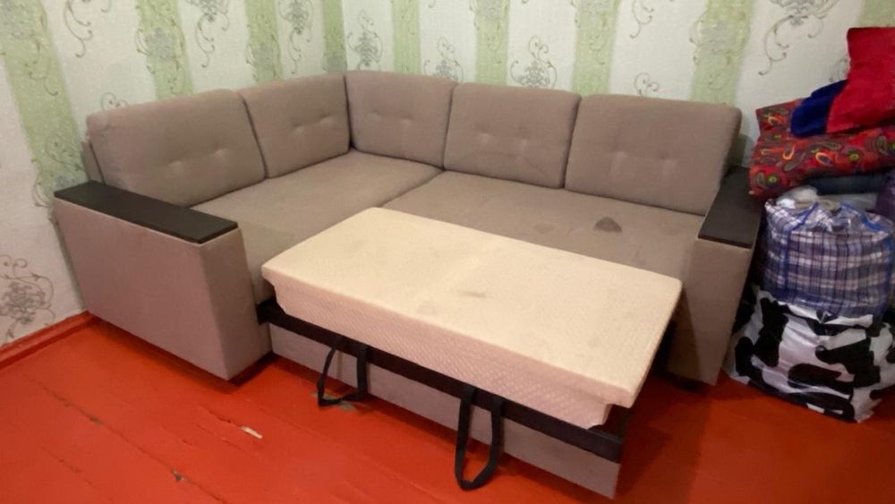 Диван сатылады жағдайы жақсы