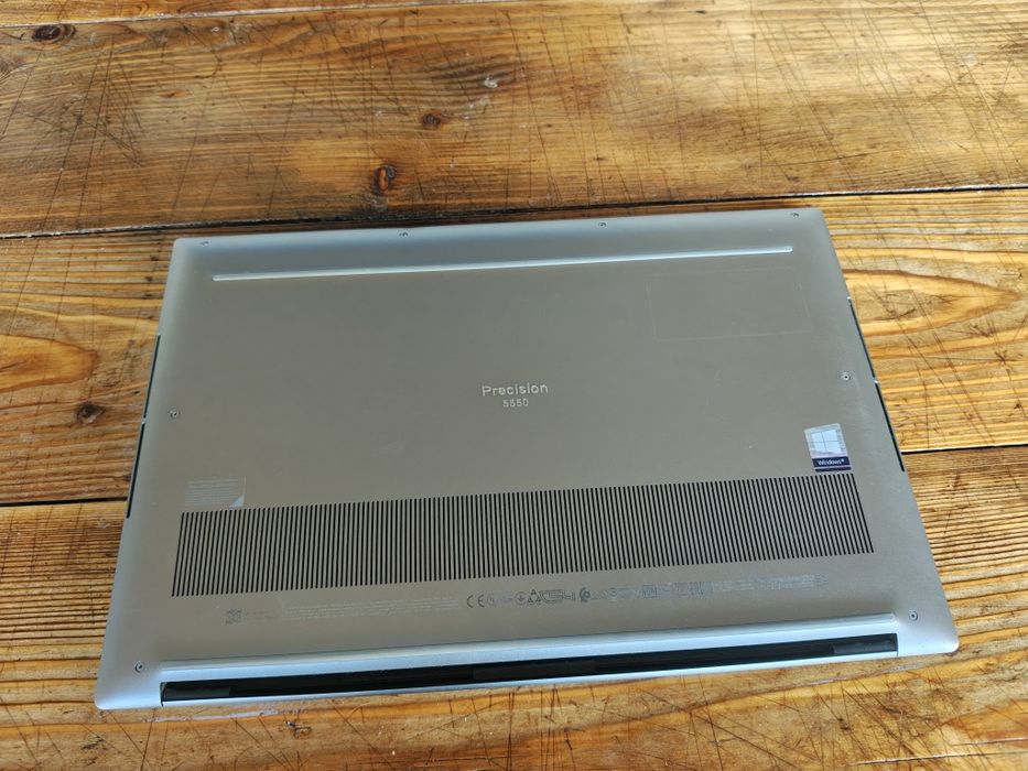 Laptop Dell Precision 5550 i9