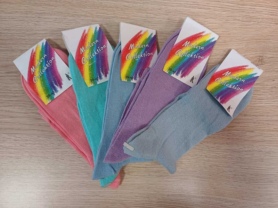 Дамски едноцветни изчистени чорапи