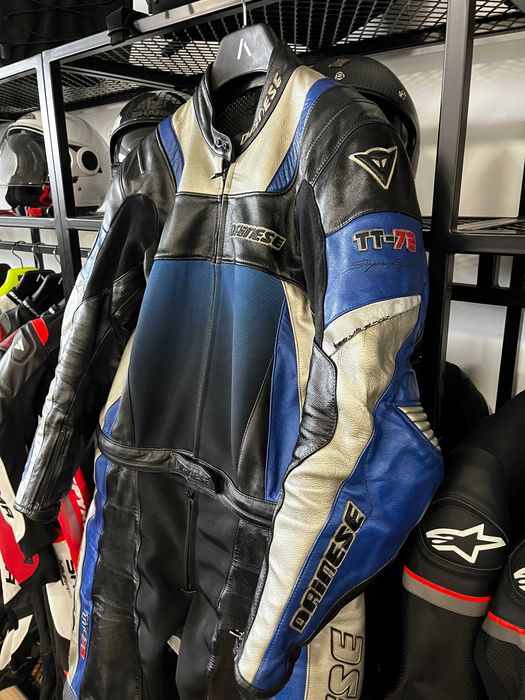 Кожен мото екип DAINESE D-TEC,размер 56-XL ,2 части , протектори