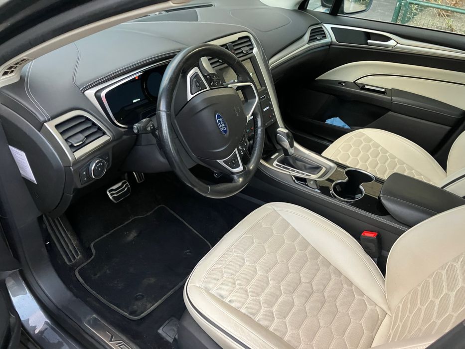 Продавам Ford Mondeo Vignale