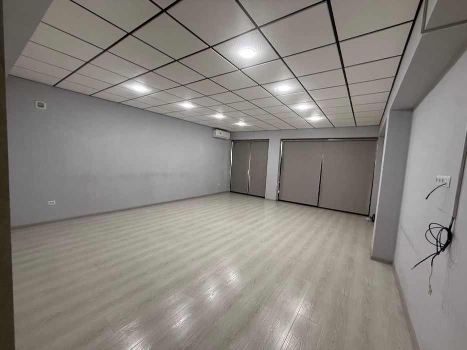 Сдаётся офис 150-200 м² | 2 санузла | кухня | минимум мебели