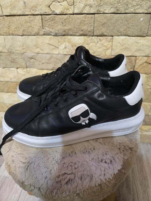 Оригинални Обувки KARL