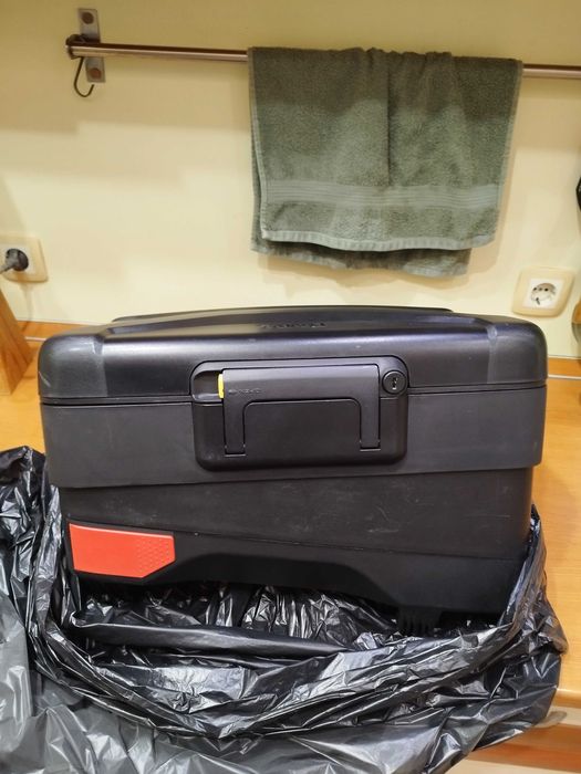 Странични куфари за Бмв Гс 1200,за модела от 2014.