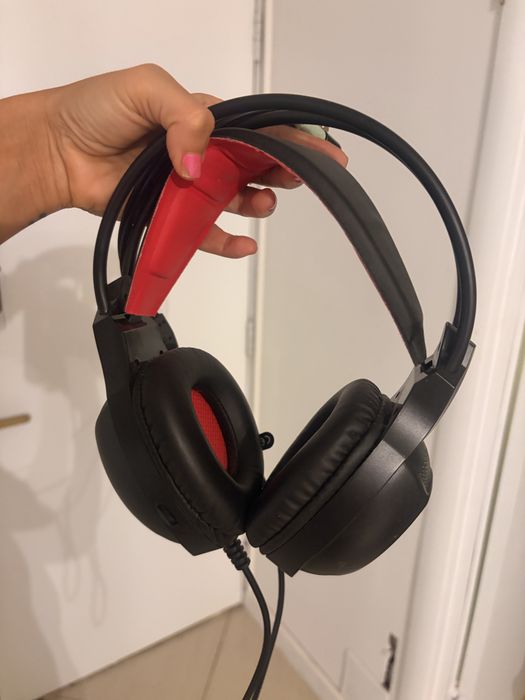 Vand casti Gaming