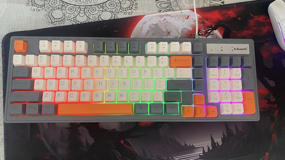 Компьютер настрольный игровой