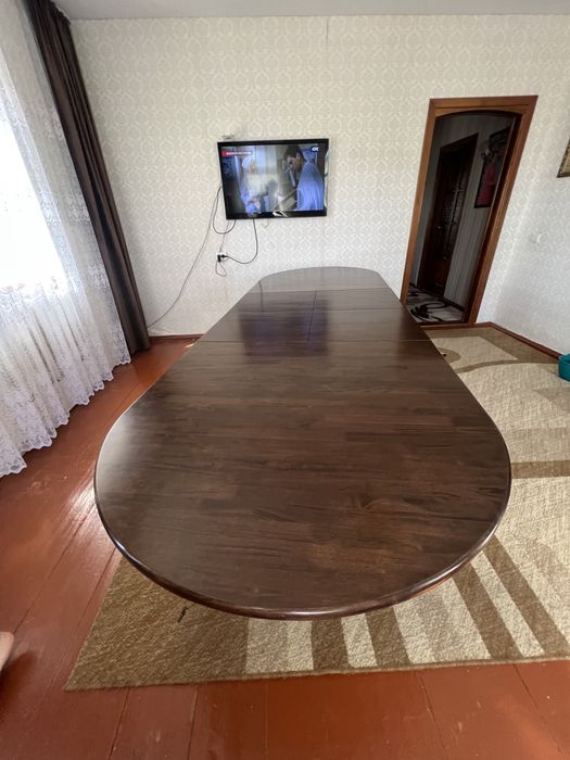 Продам стол , материал дуб