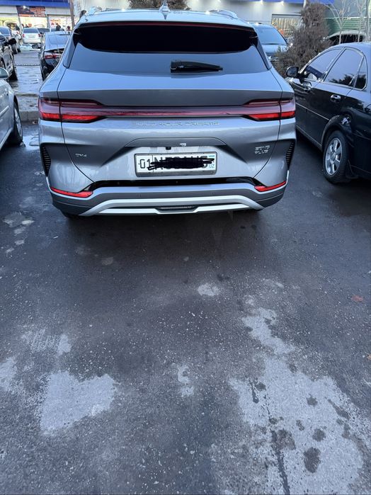 Автомашина BYD GIBRID