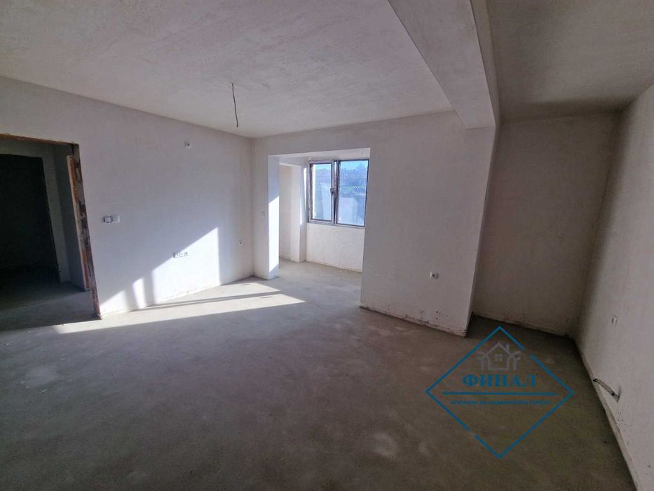 Продава се Двустаен апартамент в Шумен, Томбул джамия - 80 кв.м за 1148 €/кв.м - Снимка #2