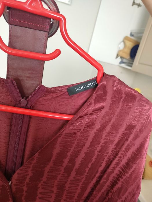 Платье  Продается