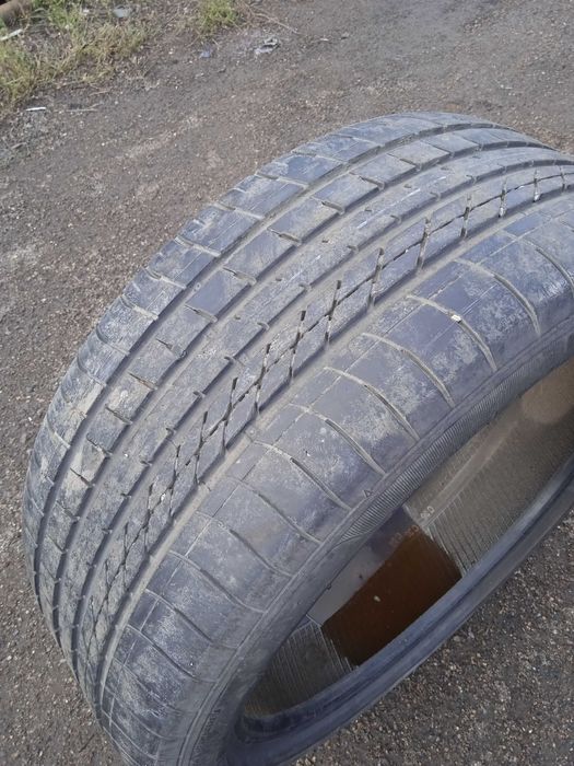 Goodyear 245/40R19