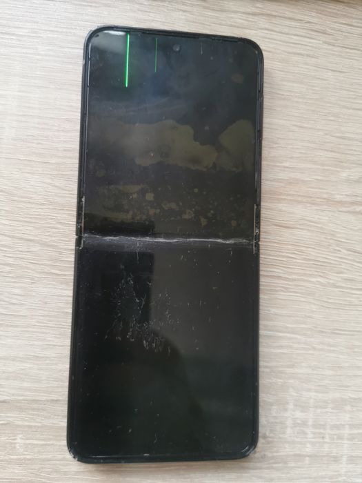 Samsung galaxy Z flip 3