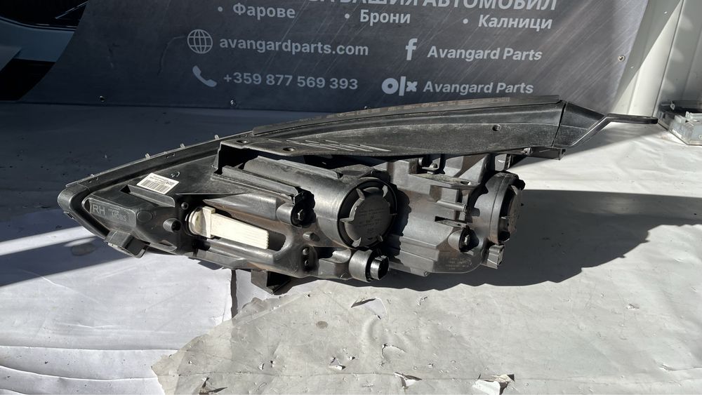 2 броя десен и един ляв фар Hyundai i30 (2008-2012)