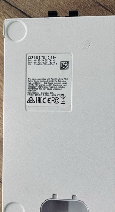 Маршрутизатор MikroTik CCR1009-7G-1C-1S+