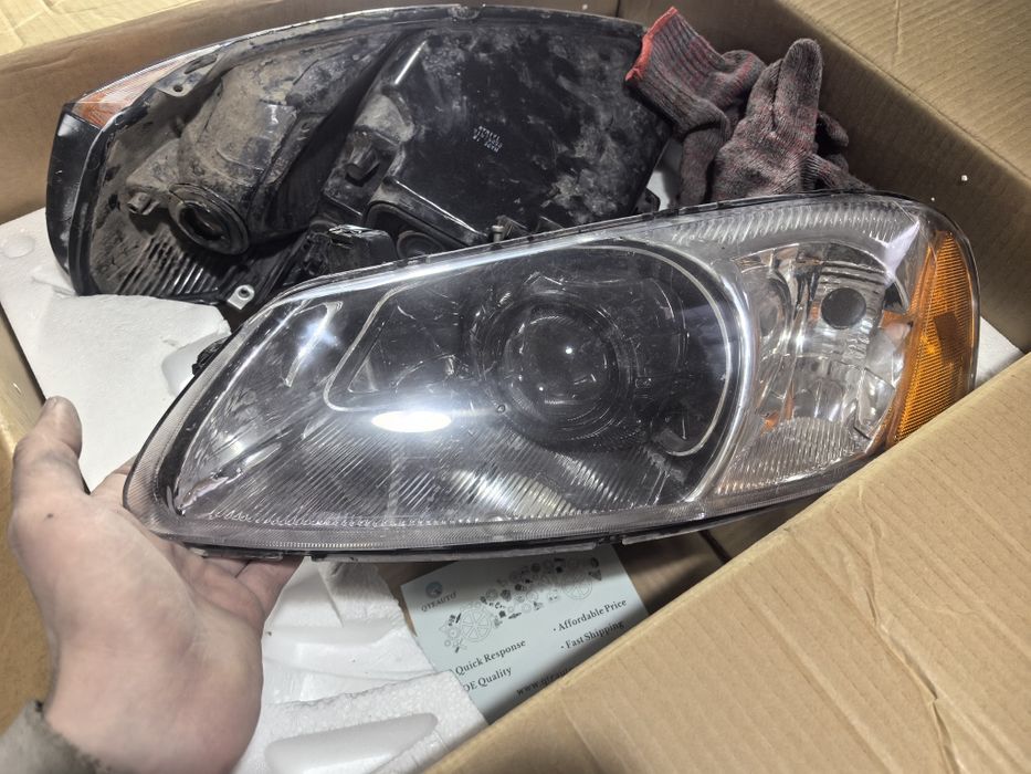 Продам фары Додж стратус