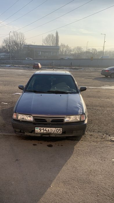 Nissan primera 2L
