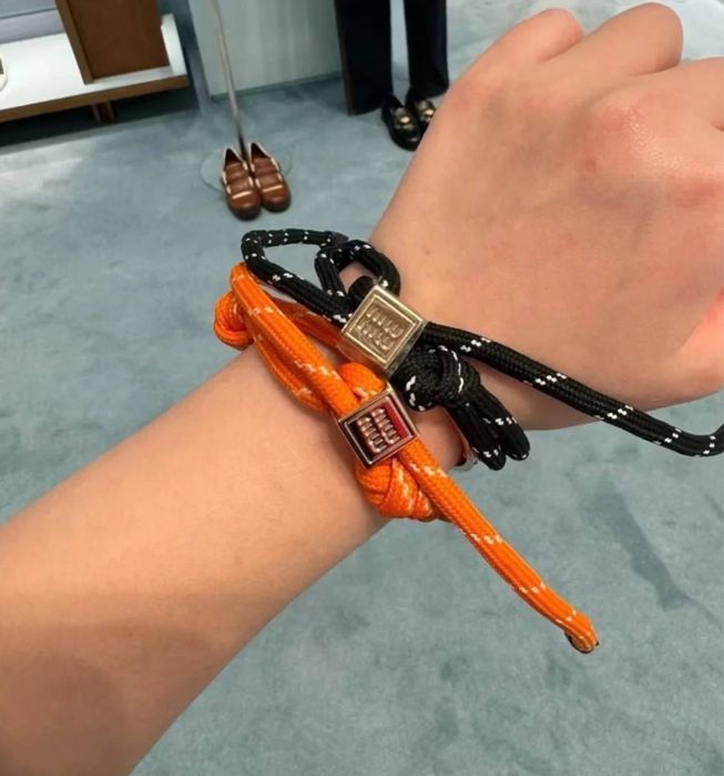 Колиета dior gucci balenciaga miu