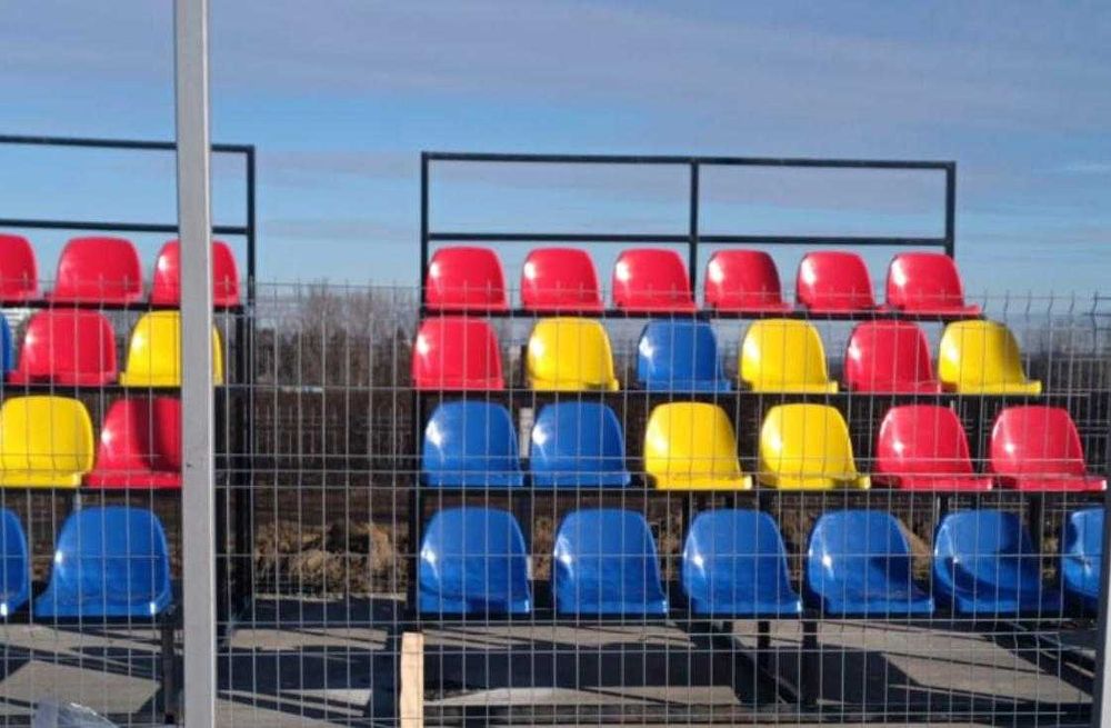 SCAUN Stadion.  Stoc!