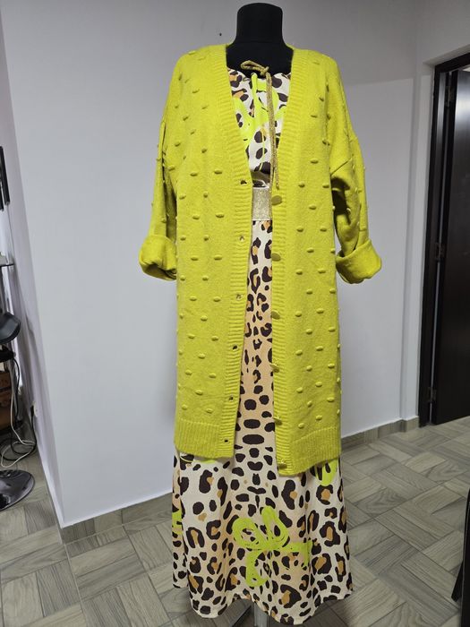 Cardigan culoarea superba, compoziție lana, mas. XL