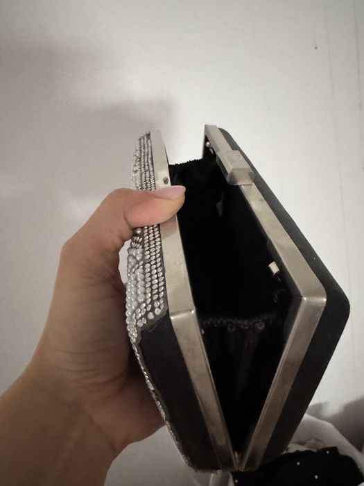 Красивый клатч для мероприятий