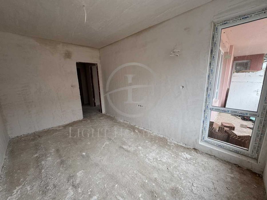 Реф. 2575 Двустаен с АКТ 14 / Остромила