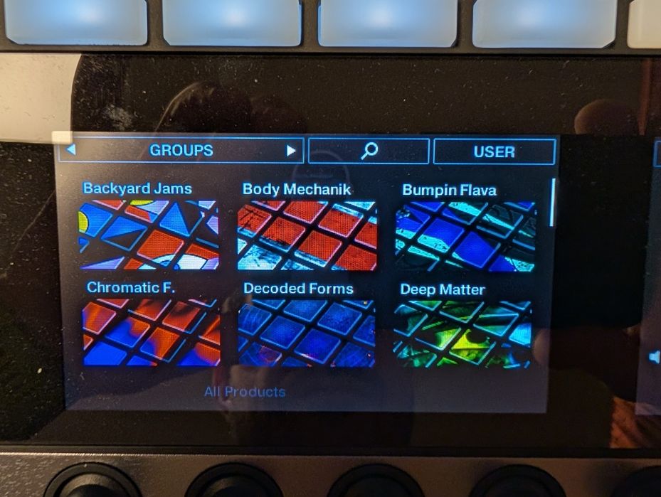 Native Instruments Maschine Plus + Decksaver +най-бързата съвместима 128GB карта, гаранция до 2028 + подарък