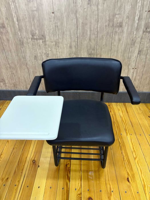 Стул с партой [два в одном]