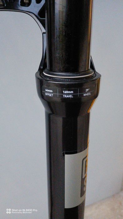 Нова вилка Psylo gold 29" 160мм