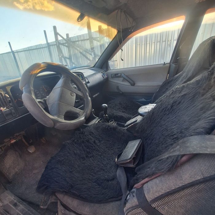 Продам машину в среднем состоянии