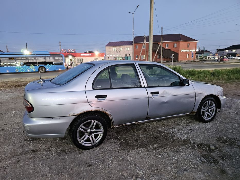 Ниссан пульсар 1999