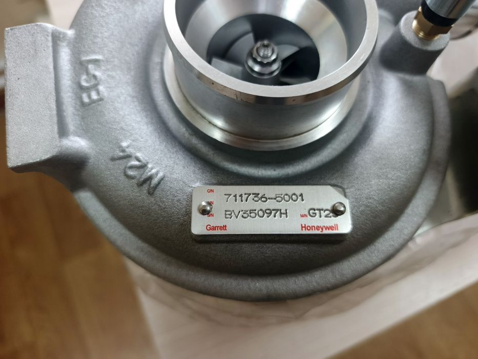 Турбокомпрессор на двигатель Perkins