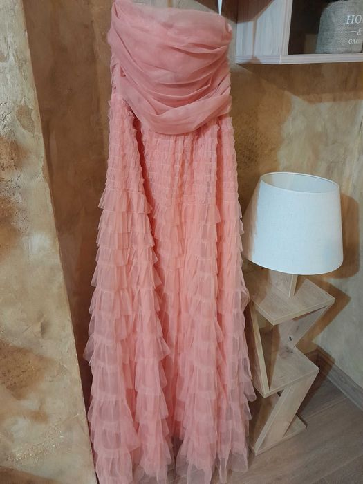 Официална рокля в цвят корал