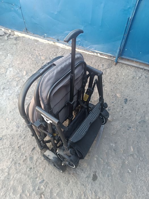 Продаммм коляску