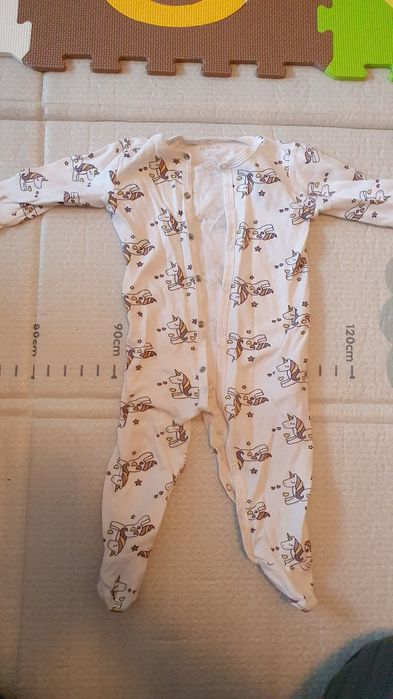 Момичешки пижамки и бодита H&M и Name it