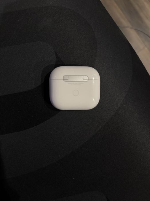 AirPods (3rd generation)