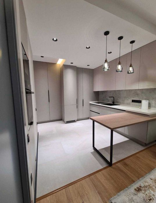 сдается квартира в центре новостройка NRG Oybek