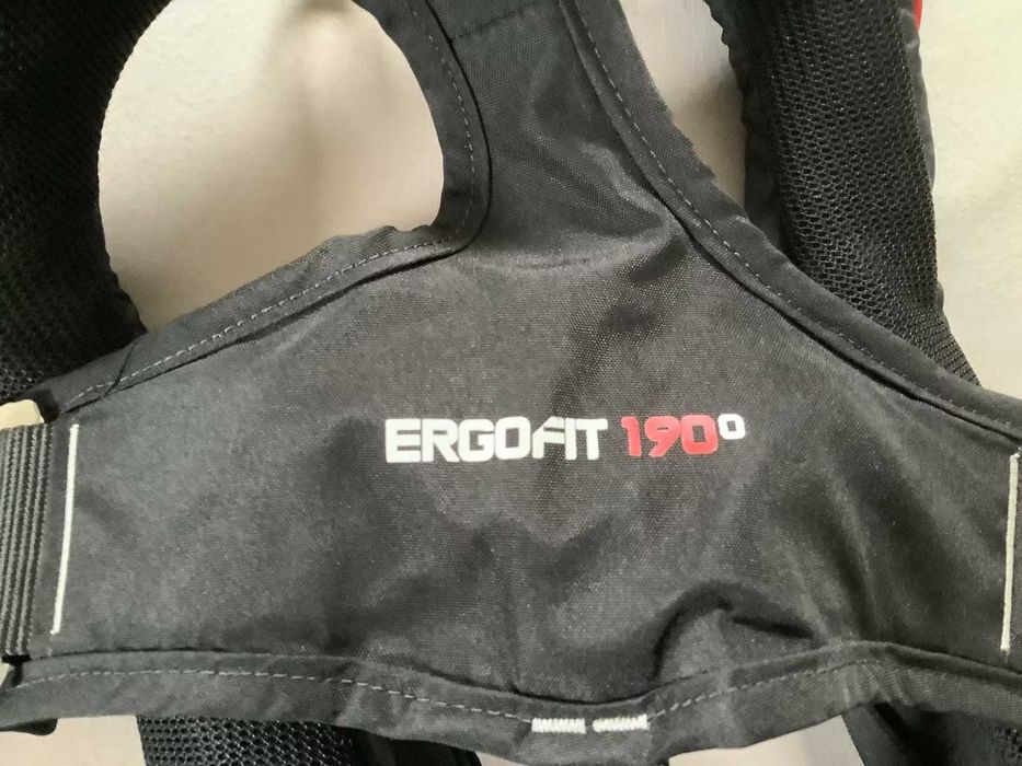 Автоматична офшорна спасителна жилетка Crewsaver Ergofit 190N OS с вграден авариен предавател WEATHERDOCK easy MOB (AIS и DSC).