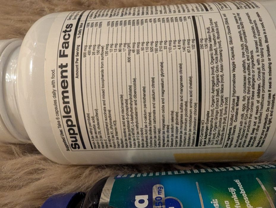 Aswagandha si complex de multivitamine Super Nutrition noi, sigilate