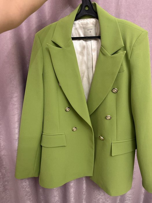 Продам пиджак в отличном состоянии