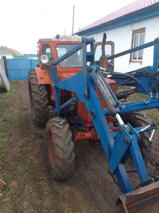 Продам трактор т40