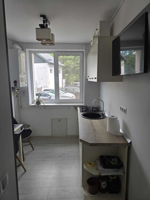 Apartament la parter cu acces direct din stradă – ideal spațiu comercial
