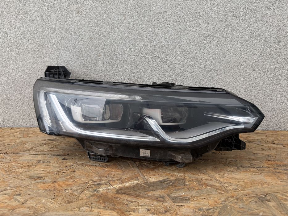 Far dreapta Renault Talisman Full LED Pure Vision Original Europa