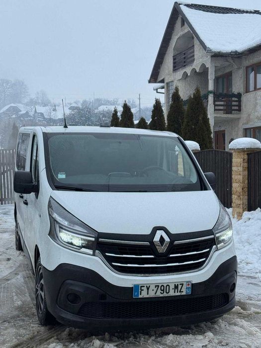 RENAULT TRAFIC 2.0 ambulanta - 2021