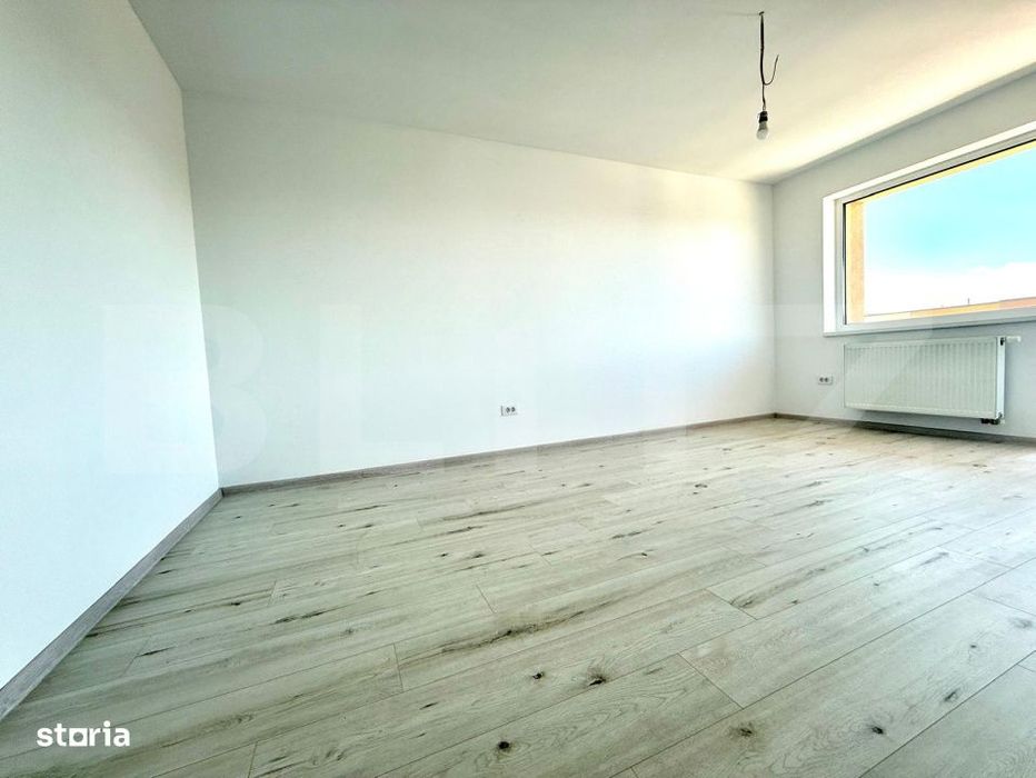 Apartament cu 2 camere decomandat, etaj 10/10 - Tractorul — fotografia 3